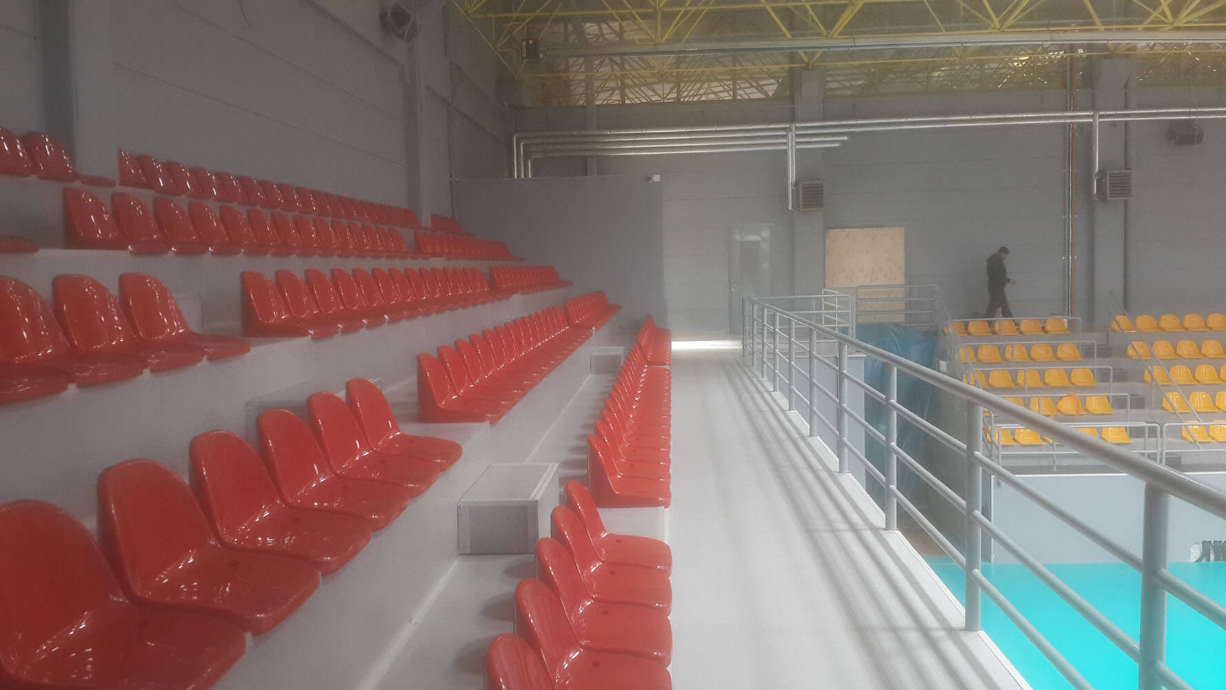 Galatasay Spor Kul�b� �ift Kat �elik Trib�n�